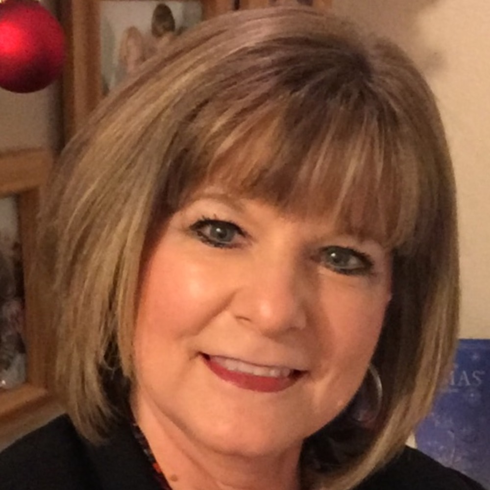 Meet your Posher, Eva